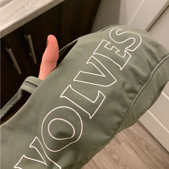 Darc Sport Wolves Grey Sports Bra - Picture 6 of 6